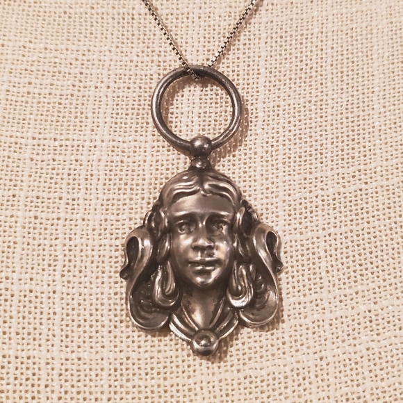 Amazing Vintage Sterling Silver Art Nouveau Repousse Lady Necklace - Picture 1 of 7